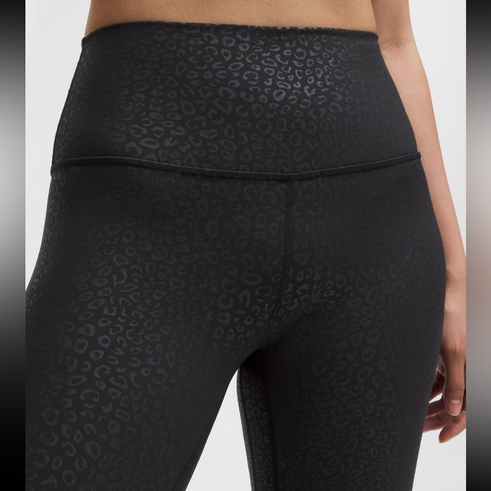 lululemon Align™™ High-Rise Pant 28" Leopard - Picture 4 of 6